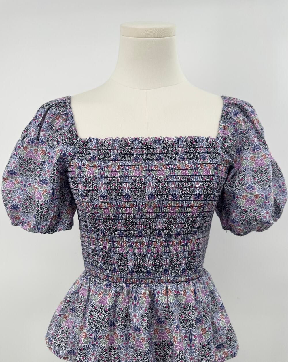 J Crew Liberty of London Smocked Puff Sleeve Square Neck Top Ruffle Blouse S NWT